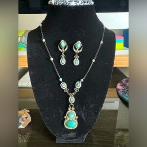 Murano Glass turquoise and pearl necklace set